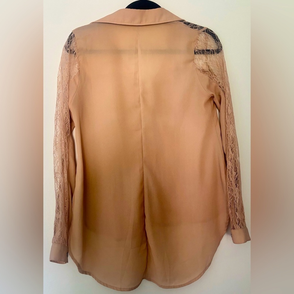 Love Riche Lace Button Down Dress Shirt Blouse Top - Size Medium - Picture 3 of 4